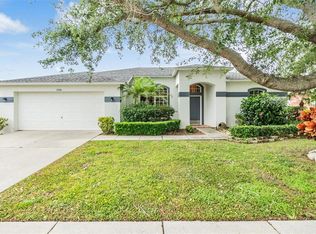 1706 Honey Ridge Pl, Valrico, FL 33594