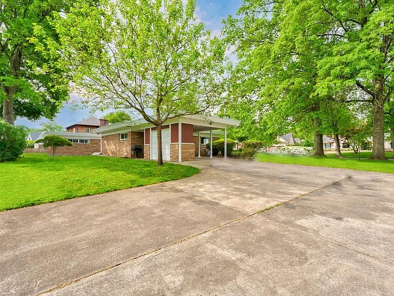 454 Leet Rd — Photo 23