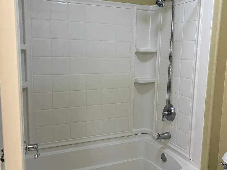 BATHTUB