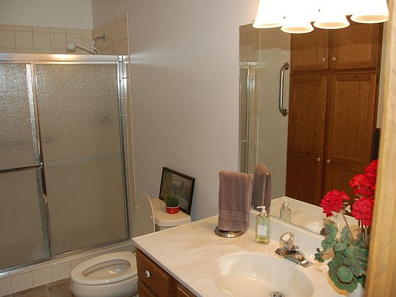 3rd image of 6758 Waterfront Cir SW #84