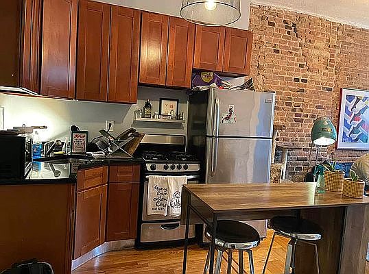 5th image of 354 S 4th St #8B
