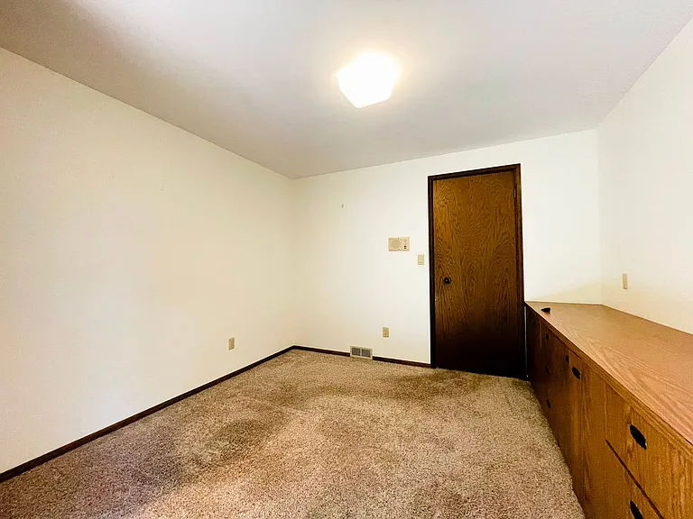 11105 SE 59th St — Photo 31