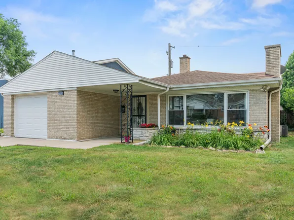7025 W Berwyn Ave, Chicago, IL 60656