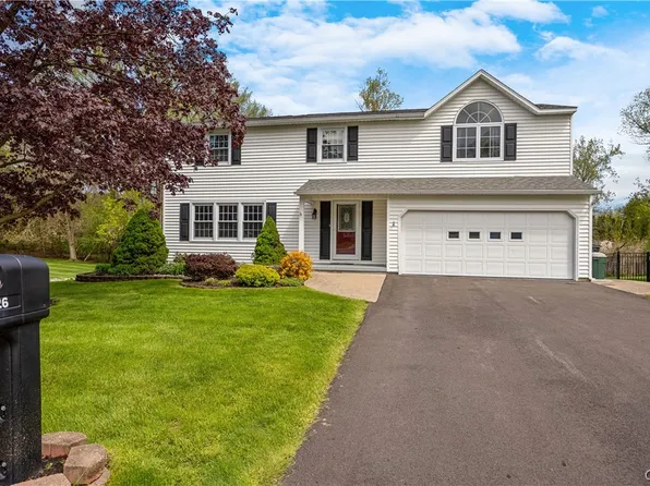 7626 Sandy Ln, North Syracuse, NY 13212