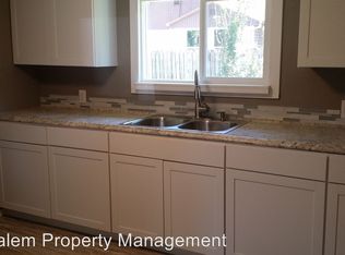 1339 NE Logan St, McMinnville, OR