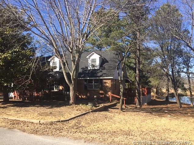 1st image of 2626 Woodland Dr
