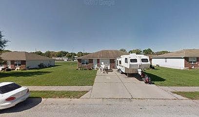 1st image of 210A N Cypress St