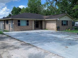 617 Mitchell Rd, Houston, TX 77037