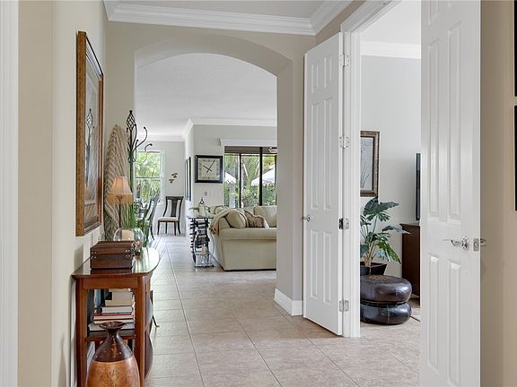 5th image of 5427 Antigua Cir