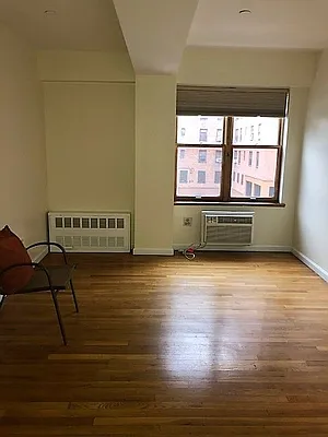 Rented by Universal Realty Group | media 14