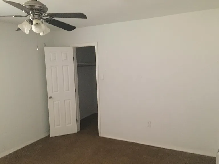 7702 Downman Rd — Photo 5