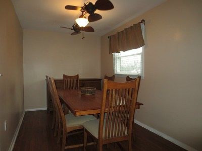 4th image of 6 Sunderland Dr