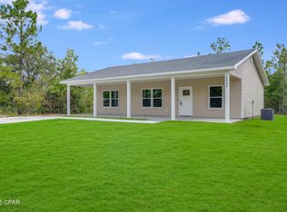 1904 Sunny Hills Blvd, Chipley, FL 32428