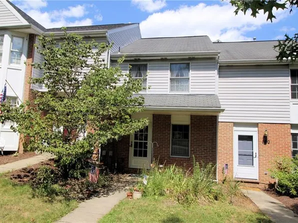 162 Meadowview Dr, Canonsburg, PA 15317