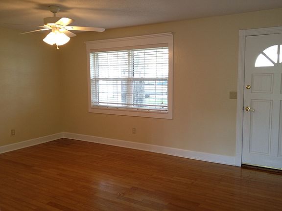2nd image of 2103 Lauren Dr