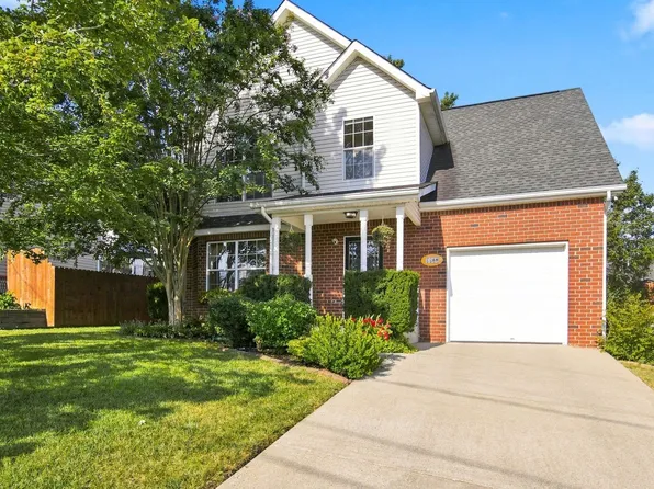 1128 Phelissa Dr, La Vergne, TN 37086