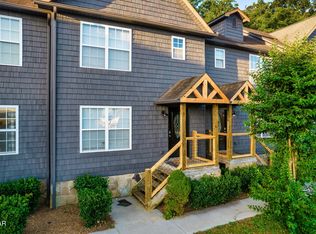 1446 William Holt Blvd, Sevierville, TN 37862