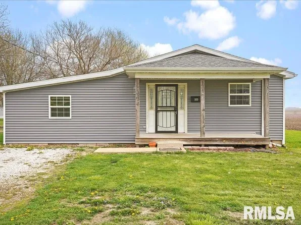 494 S Bissell St, Virden, IL 62690