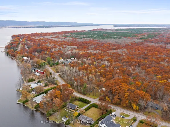 881 Bayview Dr, Ottawa, ON K0A 3M0