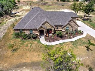146 Antler Ridge Ct, Azle, TX 76020