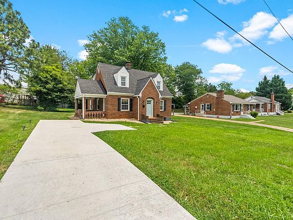 3rd image of 2117 Edinboro Ave