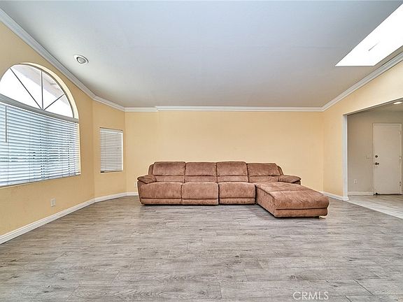 4th image of 7145 N Muscatel Ave
