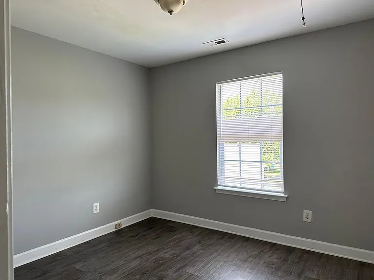422 Kingville Dr — Photo 9