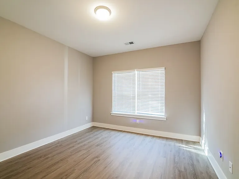 2501 Kolb Manor Cir SW — Photo 15