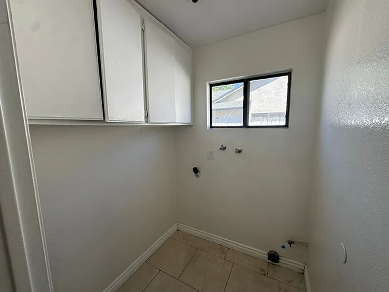 409 Wimbledon Dr — Photo 19