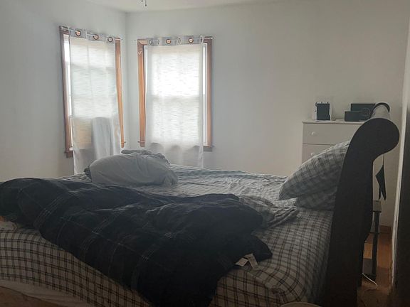 5th image of 8638 W Berwyn Ave #3N
