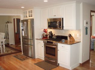 41 Homestead Ln, Yarmouth Port, MA 02675