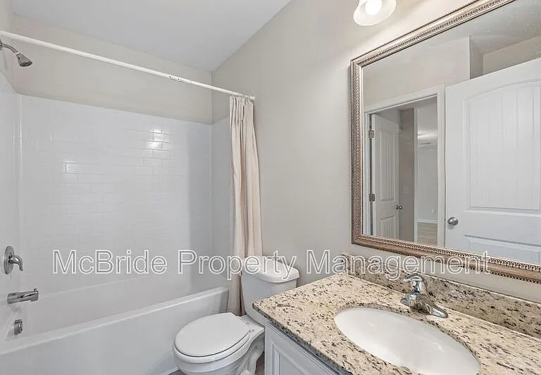 959 Madrid Ct — Photo 15