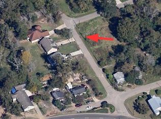 506 N 5th St, Conroe, TX 77301