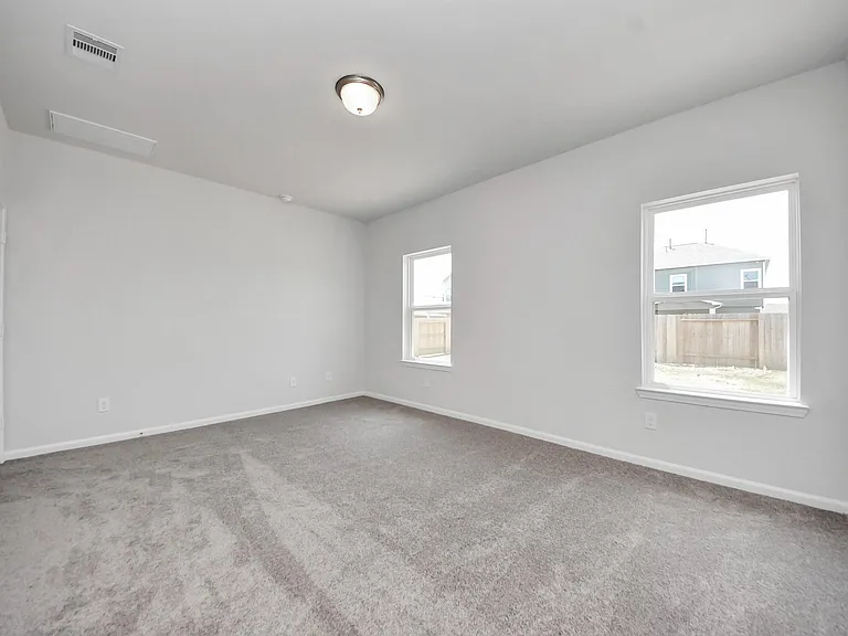 2715 Crested Creek Ln — Photo 7