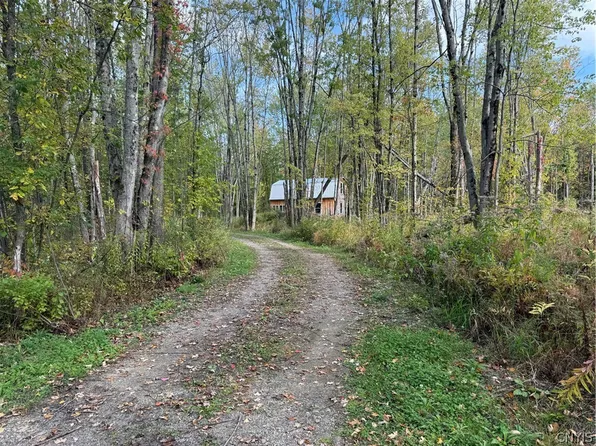 370 Kenyon Rd, Mexico, NY 13114
