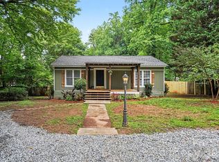 9118 S Lakebrook Rd, Charlotte, NC 28214