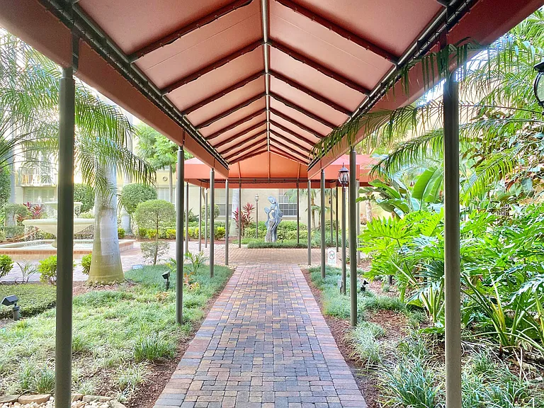 651 Okeechobee Blvd #706 — Photo 36