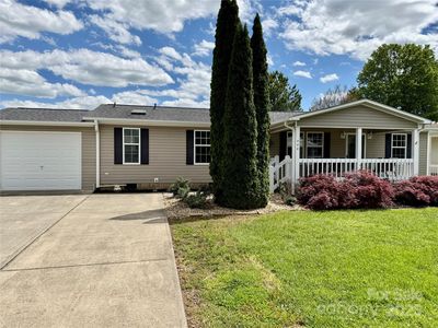 440 Riverwind Dr, Hendersonville, NC, 28739