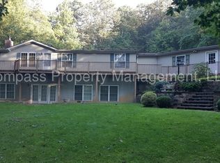 6079 Wertztown Rd, Narvon, PA 17555