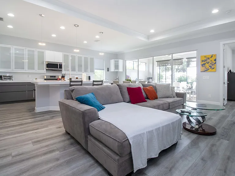 1030 Overlook Ct — Photo 7