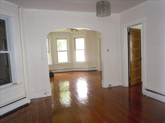 3rd image of 79 N Clinton St