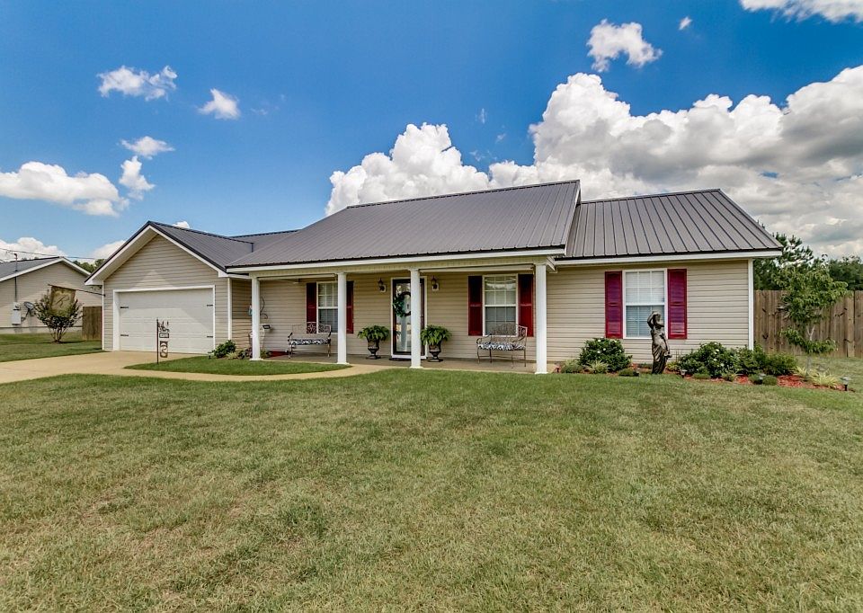 2nd image of 19523 Wenwood Ln