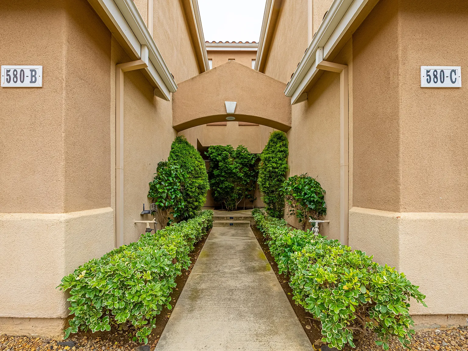 3 bed, 1507 sqft, $4,200 — Photo 3