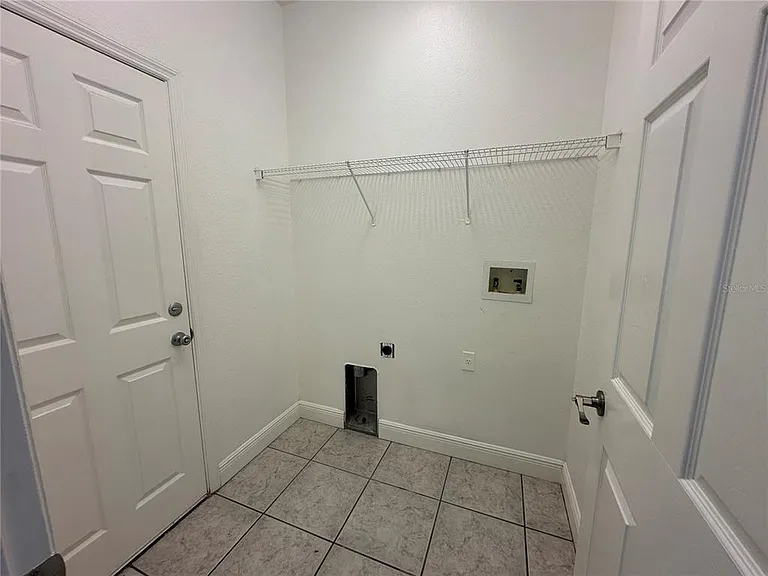 1714 Cambridge Village Ct — Photo 10