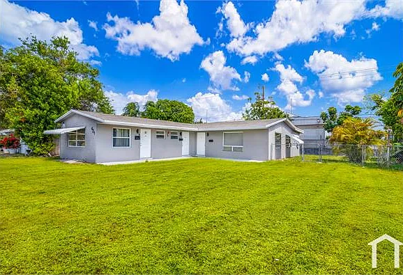 421 NW 35th Ct #B