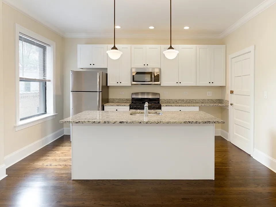 1360-64 E. 52nd St.