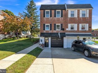 11903 Stevens Rd, Philadelphia, PA 19116