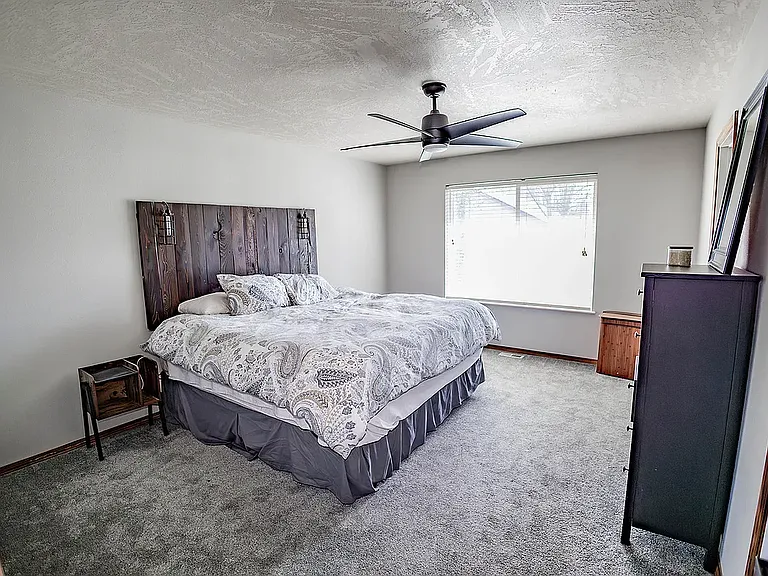 1268 W Bentwood Loop — Photo 72
