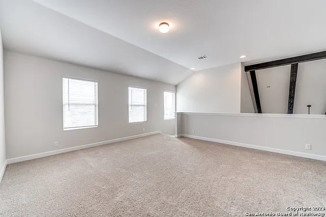 118 Wickersham — Photo 7