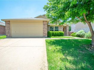 521 Brasenose St, Crowley, TX 76036